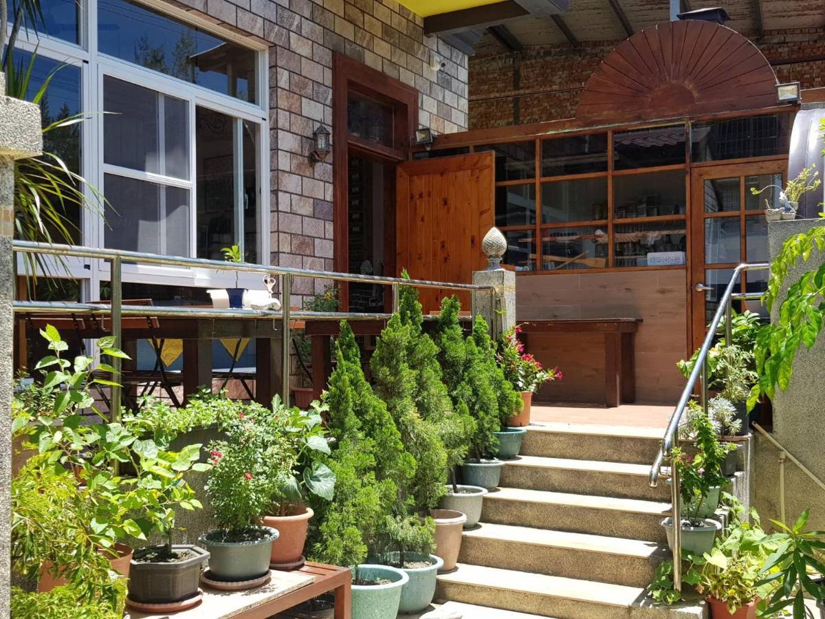 La Fleur Bnb & Restaurant Hengchun Exterior photo